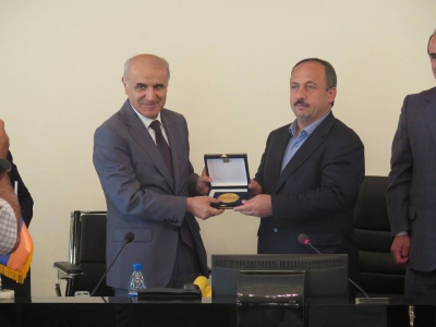 Իրանում ՀՀ դեսպանը գործնական հանդիպումներ է ունեցել մի շարք պաշտոնյաների հետ