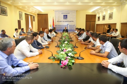 Երևանի քաղաքապետի խորհրդական Գոռ Վարդանյանն աշխատանքային խորհրդակցություն է անցկացրել կյոկուշին կարատեի Երևանի նորաստեղծ ֆեդերացիայի անդամների հետ