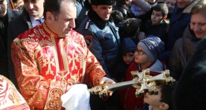 Վիգեն Սարգսյանի խաչքավոր լինելը բորբոքեց «հավատացյալների» ու «աթեիստների» առճակատումը. «Հայկական ժամանակ»