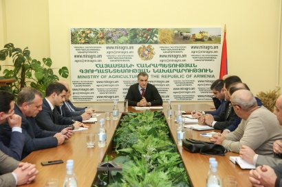 Զարգացող և շահավետ անասնաբուծություն. հանդիպել են ՀՀ գյուղատնտեսության նախարարն ու ոլորտի ներկայացուցիչները