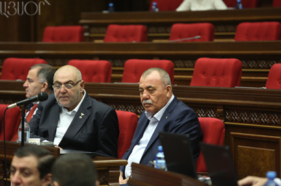Էս ժողովուրդը 250 հազար դրամ ունի՞, որ տա դրանց. Սեյրան Սարոյանը՝ ծխելը կանխարգելելու տուգանքների մասին. Aysor.am