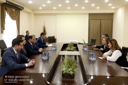 Երևանի քաղաքապետ Տարոն Մարգարյանը հանդիպել է «Գեհլ Արքիթեքտս» ընկերության գլխավոր գործադիր տնօրենի հետ