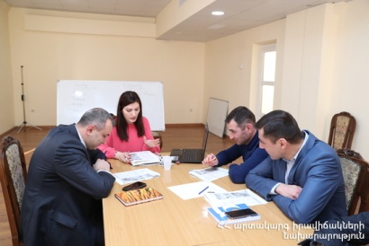 ՀՀ ԱԻՆ Հիդրոմետ ծառայության աշխատակիցները մասնակցում են անգլերեն լեզվի եռամսյա ծրագրին. ՖՈՏՈՌԵՊՈՐՏԱԺ