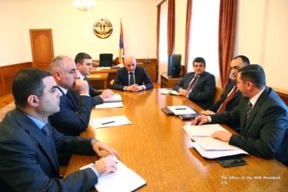 Բակո Սահակյանը խորհրդակցություն է անցկացրել սոցիալ-տնտեսական մի շարք ծրագրերի իրականացման շուրջ