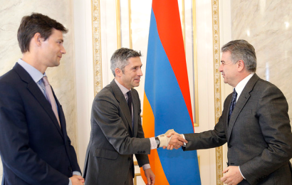 Կարեն Կարապետյանը միջազգային կոնսորցիումի ներկայացուցիչների հետ քննարկել է Մասրիկ-1 55 ՄՎ արևային կայանի կառուցման ծրագիրը