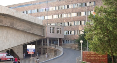 «Դիալաբ» կլինիկական ախտորոշիչ լաբորատորիայի բժշկուհին «Արմենիա» բժշկական կենտրոնի բժիշկներին մեղադրում է իր տղայի մահվան մեջ