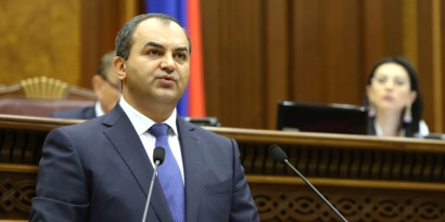 Գլխավոր դատախազը ԱԺ-ում Մանվել Գրիգորյանի նկատմամբ քրեական հետապնդում հարուցելու և նրան ազատությունից զրկելու միջնորդություն ներկայացրեց