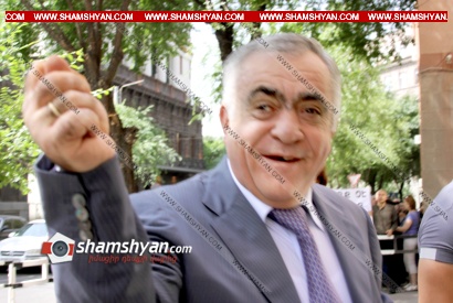 Ալեքսանդր Սարգսյանն իր թիկնապահներով բերման է ենթարկվել ոստիկանություն. նրանք չկարողացան ճողոպրել ոստիկաններից. ՏԵՍԱՆՅՈՒԹ