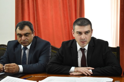 Արցախի պետնախարար Գրիգորի Մարտիրոսյանը ՀՀ էներգետիկ ենթակառուցվածքների և բնական պաշարների նախարարի հետ քննարկել է փոխգործակցության հարցեր