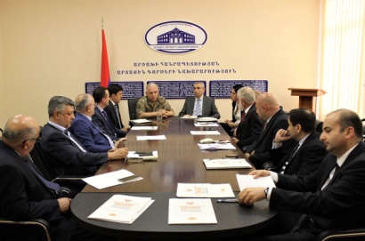 Արցախի ԱԳՆ աշխատակիցները հանդիպել են պաշտպանության նախարար Լևոն Մնացականյանի հետ
