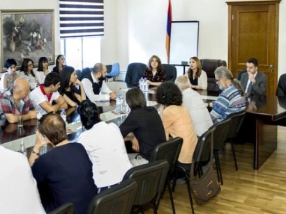 ՀՀ մշակույթի նախարարը երրորդ հանդիպումն անցկացրեց նկարիչների հետ. օրակարգում հայ կերպարվեստին առնչվող հարցերն էին