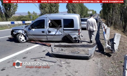 Խոշոր ավտովթար Գեղարքունիքի մարզում. 23–ամյա վարորդը Opel-ով բախվել է երկաթե արգելապատնեշներին և մասամբ հայտնվել ճանապարհի մեջտեղում. կա վիրավոր. ՖՈՏՈՌԵՊՈՐՏԱԺ, ՏԵՍԱՆՅՈՒԹ