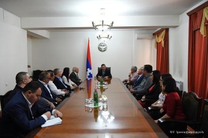 Շուշիում Սեդրիկ Մարտենին նվիրված ցայտաղբյուր է բացվել. պետնախարարն ընդունել է «ԷՍ-ՊԷ-ԷՖ-Ա» կազմակերպության պատվիրակությանը