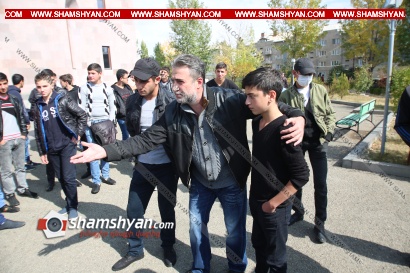 «Փաշինյան ջան, ախր ի՞նչն ես փոխել, մեր խոխեքին տանեք բանակ, որ սպաների ձեռքով սպանվե՞ն»․ Արցախում զոհված Գևորգի քեռին հրաժարականներ է պահանջում. ՖՈՏՈՌԵՊՈՐՏԱԺ.aravot.am