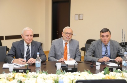 Անցկացվել են ՆԱՏՕ-ի Պաշտպանական կրթության զարգացման ծրագրի և ՀՀ ՊՆ համագործակցության պլանի նախնական քննարկումներ. ՖՈՏՈՌԵՊՈՐՏԱԺ