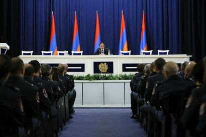 Ոստիկանության պետը խորհրդակցություն է անցկացրել կենտրոնական վարչակազմի հետ. ՖՈՏՈՌԵՊՈՐՏԱԺ. ՏԵՍԱՆՅՈՒԹ