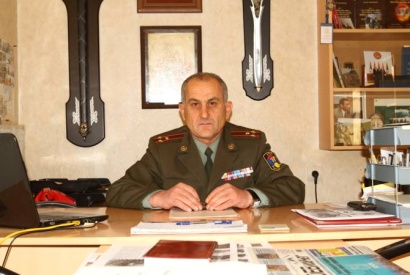 Սենոր Հասրաթյանը ՊԲ հրետանավորների կողմից անցկացված զորախաղերից հատվածներ է հրապարակել. ՏԵՍԱՆՅՈՒԹ