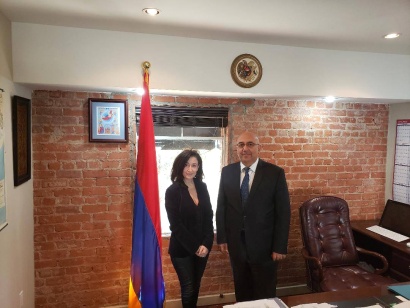 Լոս Անջելեսում ՀՀ գլխավոր հյուպատոս Արմեն Բայբուրդյանը հանդիպել է Արտերկրում ֆրանսիացիների միության Կալիֆորնիայի մասնաճյուղի նախագահ Սինտիա Հաճար-Քազանջյանի հետ