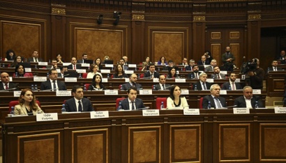 Նոր ԱԺ-ն՝ նախկինի ոճով. անփառունակ դրսևորումները շարունակվում են. «Ժողովուրդ»