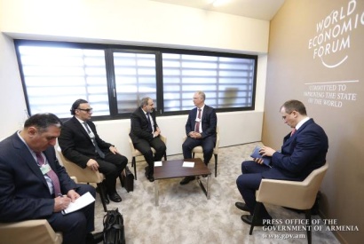 Դավոսում Նիկոլ Փաշինյանի հետ հանդիպմանը մի խումբ գործարարներ Հայաստանում նոր ներդրումներ կատարելու ցանկություն են հայտնել