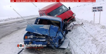 Խոշոր ավտովթար Արագածոտնի մարզում. բախվել են Ford Transit-ն ու «07»-ը. կան վիրավորներ. ՖՈՏՈՌԵՊՈՐՏԱԺ, ՏԵՍԱՆՅՈՒԹ