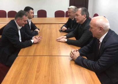 Էդուարդ Շարմազանովն ու Արտակ Զաքարյանը հանդիպել են ՌԴ Պետդումայի պատվիրակությանը
