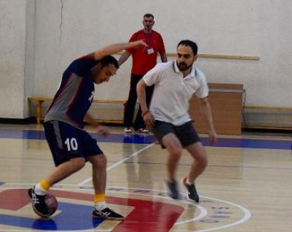 Կառավարության անդամներն ու «Իմ քայլի» պատգամավորները ֆուտբոլ են խաղում. ՖՈՏՈՌԵՊՈՐՏԱԺ