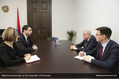Ալեն Սիմոնյանն ընդունել է Հայաստանում Ռուսաստանի դեսպանին