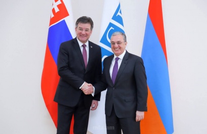ՀՀ արտաքին գործերի նախարար Զոհրաբ Մնացականյանը հանդիպել է Հայաստանում գտնվող ԵԱՀԿ գործող նախագահ, Սլովակիայի արտաքին գործերի նախարար Միրոսլավ Լայչակին