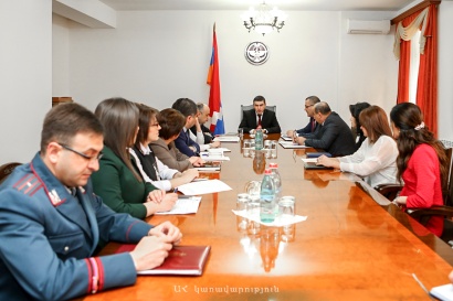 Արցախի պետնախարարը խորհրդակցություն է անցկացրել կուտակային կենսաթոշակային համակարգի ներդրման մասին