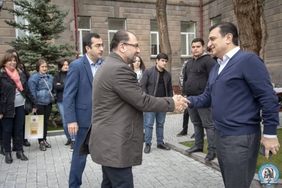Ագրարային համալսարանի ռեկտորը միացավ զինհաշմանդամների աջակցության ծրագրին. ՖՈՏՈՌԵՊՈՐՏԱԺ