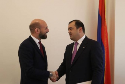 Սփյուռքի նախարարի պարտականությունները կատարող Բաբկեն Տեր Գրիգորյանը պարգևատրել է գործարար, բարերար Արթուր Խաչատրյանին