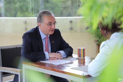Ռուանդայում գտնվող Հայաստանի արտգործնախարար Զոհրաբ Մնացականյանը հանդիպում է ունեցել Ֆրանկոֆոնիայի գլխավոր քարտուղար Լուիզ Մուշիկիվաբոյի հետ