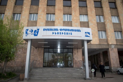 Արտակարգ դեպք Երևանում. կրծքավանդակի ձախ մասում ստացած հրազենային վնասվածքով հիվանդանոց է տեղափոխվել զինվորական համազգեստով երիտասարդ տղա. ԼՐԱՑՎԱԾ