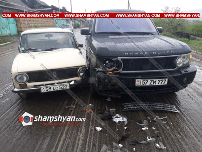 Տավուշի մարզում բախվել են 40-ամյա վարորդի Range Rover-ն ու 70-ամյա վարորդի ՎԱԶ-21013-ը. կա վիրավոր. ժամանել է ՃՈ վաշտի դասակի հրամանատարը. ՖՈՏՈՌԵՊՈՐՏԱԺ