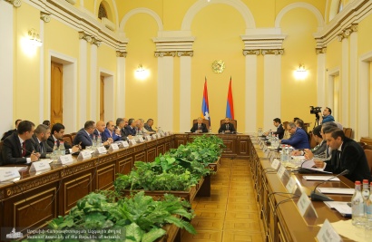Կայացել է ԱՀ Ազգային ժողովի և ՀՀ Ազգային ժողովի միջև համագործակցության միջխորհրարանական հանձնաժողովի նիստը. ՖՈՏՈՌԵՊՈՐՏԱԺ