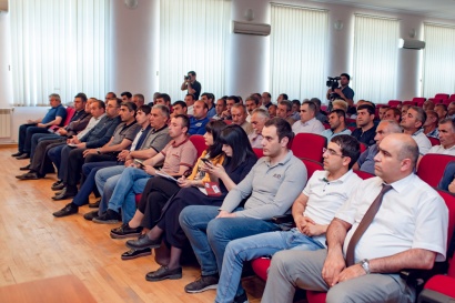 Գյուղոլորտի պատասխանատուները Տավուշի մարզի ֆերմերներին ներկայացրել են պետական աջակցության ծրագրերը