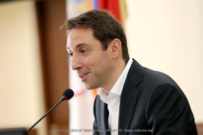Չենք սպասելու «Սանիթեքին», մենք ևս բերելու ենք աղբամաններ և ապահովելու ենք ծառայությունների մատուցման բարձր որակ. Հայկ Մարության. ՏԵՍԱՆՅՈՒԹ