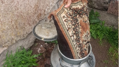 «Արթիկ» ՔԿՀ-ում՝ հացի արտադրամասի մոտ, բարձի մեջ թաքցված կասկածելի զանգված և արգելված իրեր են հայտնաբերվել . ՖՈՏՈՌԵՊՈՐՏԱԺ