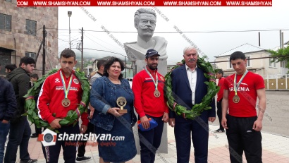 Մեծավան համայնքն իր «Ալաշկերտ» պարային համույթի հետ միասին մեծ շուքով դիմավորեցին իրենց չեմպիոններին. ՖՈՏՈՌԵՊՈՐՏԱԺ, ՏԵՍԱՆՅՈՒԹ