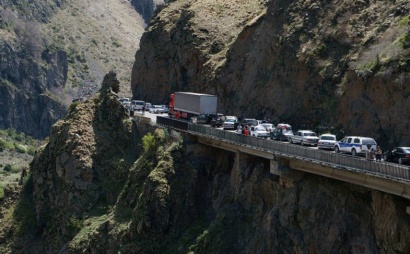 Վրաստանի Առաջին Հանրապետության օրվա տոնակատարություններով պայմանավորված` Լարսի անցակետը մայիսի 26-ին փակ է լինելու բեռնատար ավտոմեքենաների համար