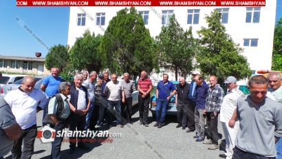 Արտակարգ իրավիճակ Կոտայքի մարզի «Նաիրի» ՃՇՇ-ում. 100-ից ավելի աշխատակիցներ ամիսներ շարունակ աշխատավարձ ու վերջնահաշվարկ չեն ստանում. «Տնօրենը ամեն ամսվա 10-ին 10 բալանոց սուտ է ասում, մեր հույսը վարչապետն է». ՖՈՏՈՌԵՊՈՐՏԱԺ, ՏԵՍԱՆՅՈՒԹ