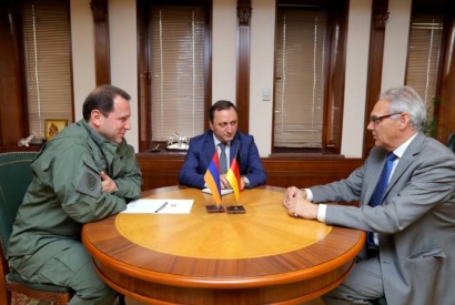 Գերմանիան կարևորում է պաշտպանության բնագավառում Հայաստանի հետ համագործակցությունը. Դավիթ Տոնոյանն ընդունել է Մաթիաս Քիսլերին