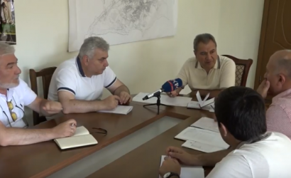 Համահայկական խաղերի համաշխարհային կոմիտեի նախագահ Իշխան Զաքարյանն աշխատանքային հանդիպում է ունեցել Համահայկական խաղերի կազմակերպման Արցախի գրասենյակի աշխատակիցների հետ. ՏԵՍԱՆՅՈՒԹ