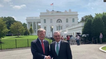 Զոհրաբ Մնացականյանը գոհ է Ջոն Բոլթոնի հետ անցկացված քննարկումից․ «Ամերիկայի ձայն»