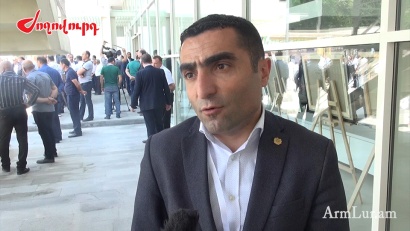 Աբովյանը մի կաթսա է, որից մարդիկ հրաժարվում են հրաժարվել․ իմ պայքարն անդրդվելի է․ Ռոմանոս Պետրոսյան. ՏԵՍԱՆՅՈՒԹ. Armlur.am