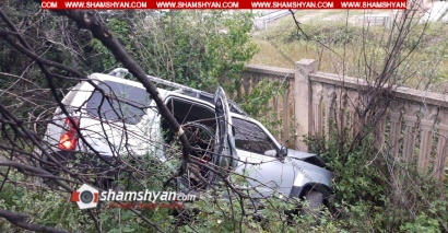 Ավտովթար Լոռու մարզում. բախվել են Nissan-ն ու Ford Transit-ը, Nissan-ն էլ հայտնվել է ձորակում. ընտանիքի 4 անդամները, այդ թվում՝ 3-ամյա տղան, տեղափոխվել են հիվանդանոց.. ՖՈՏՈՌԵՊՈՐՏԱԺ, ՏԵՍԱՆՅՈՒԹ