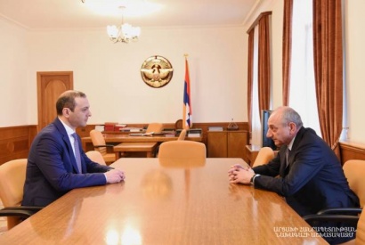 Արմեն Գրիգորյանը Արցախի ղեկավարության հետ քննարկել է ռազմավարական ենթակառուցվածքների զարգացման հարցը