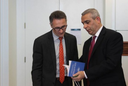 Արցախի ԱԳՆ ղեկավարը հանդիպել է Ավստրալիայի Կանաչների կուսակցության առաջնորդ Ռիչարդ Դի Նատալեի հետ