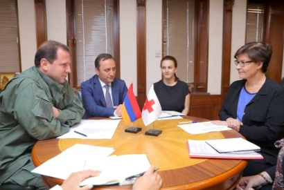 Դավիթ Տոնոյանը ԿԽՄԿ-ի ներկայացուցիչների հետ քննարկել է հայ-ադրբեջանական սահմանի լարվածության հարցը
